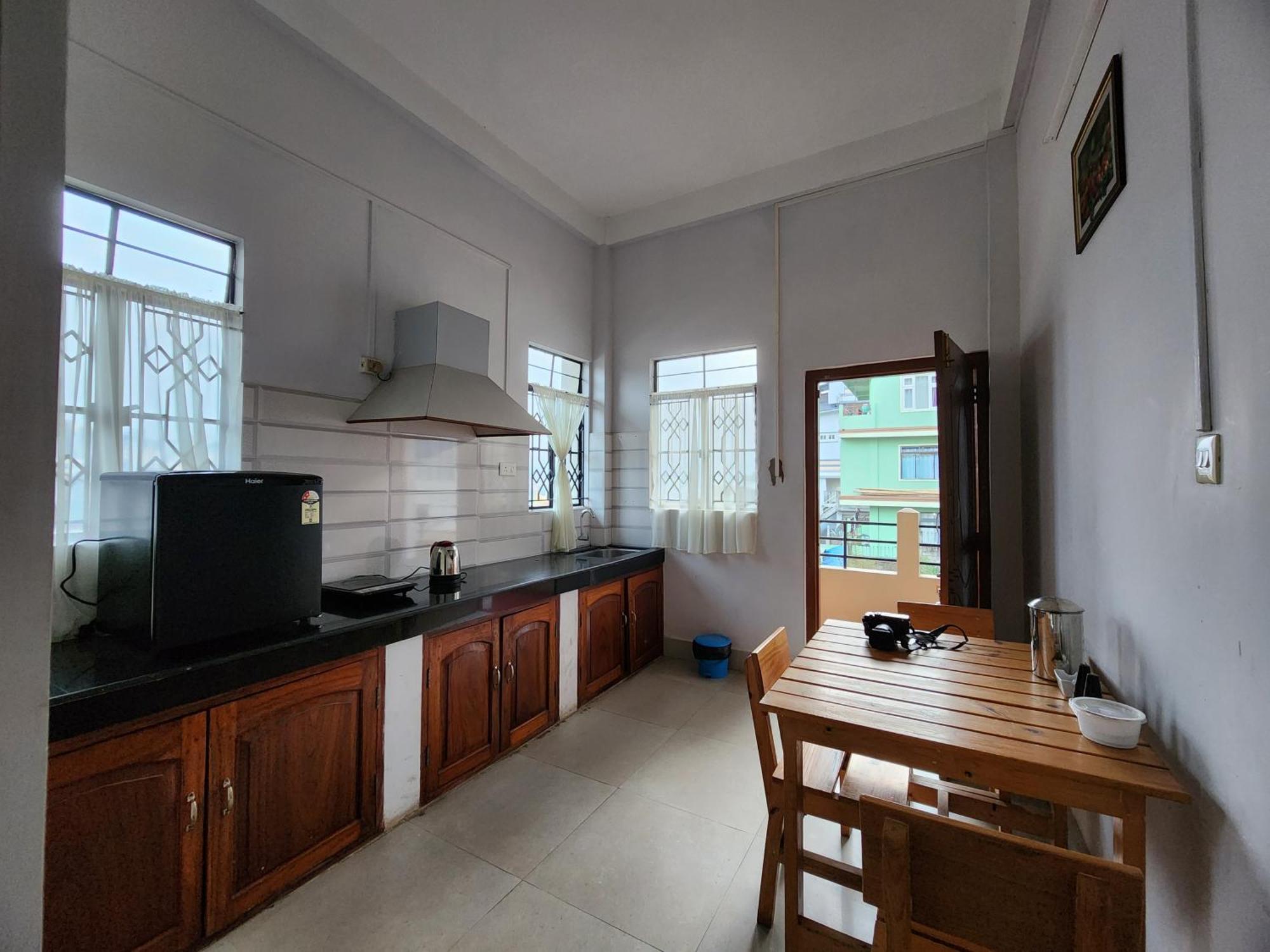 Cafe Sola Bnb Shillong Eksteriør bilde
