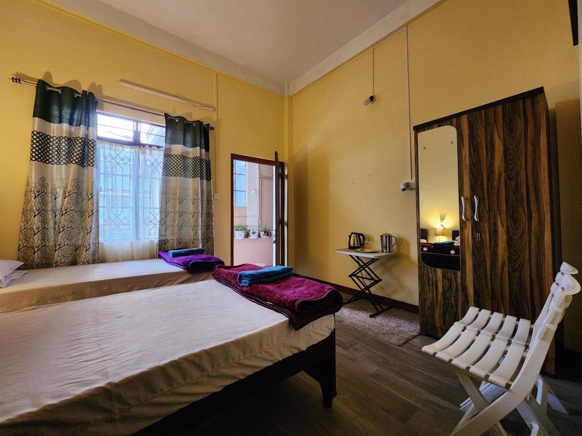 Cafe Sola Bnb Shillong Eksteriør bilde