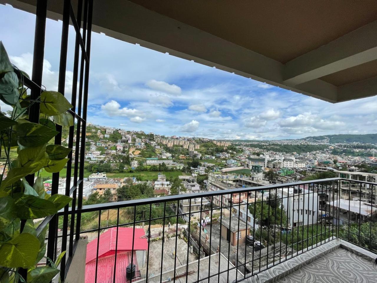 Cafe Sola Bnb Shillong Eksteriør bilde