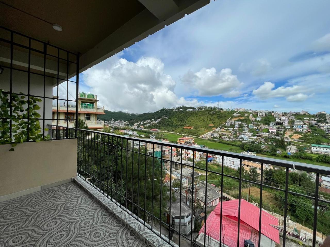 Cafe Sola Bnb Shillong Eksteriør bilde