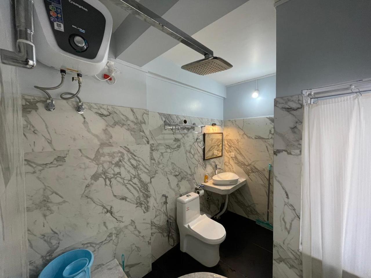 Cafe Sola Bnb Shillong Eksteriør bilde
